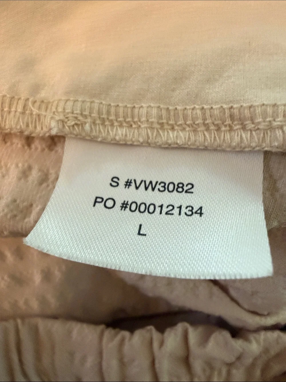 Vuori Textured Villa Shorts Milkweed Sz L - Picture 6 of 6